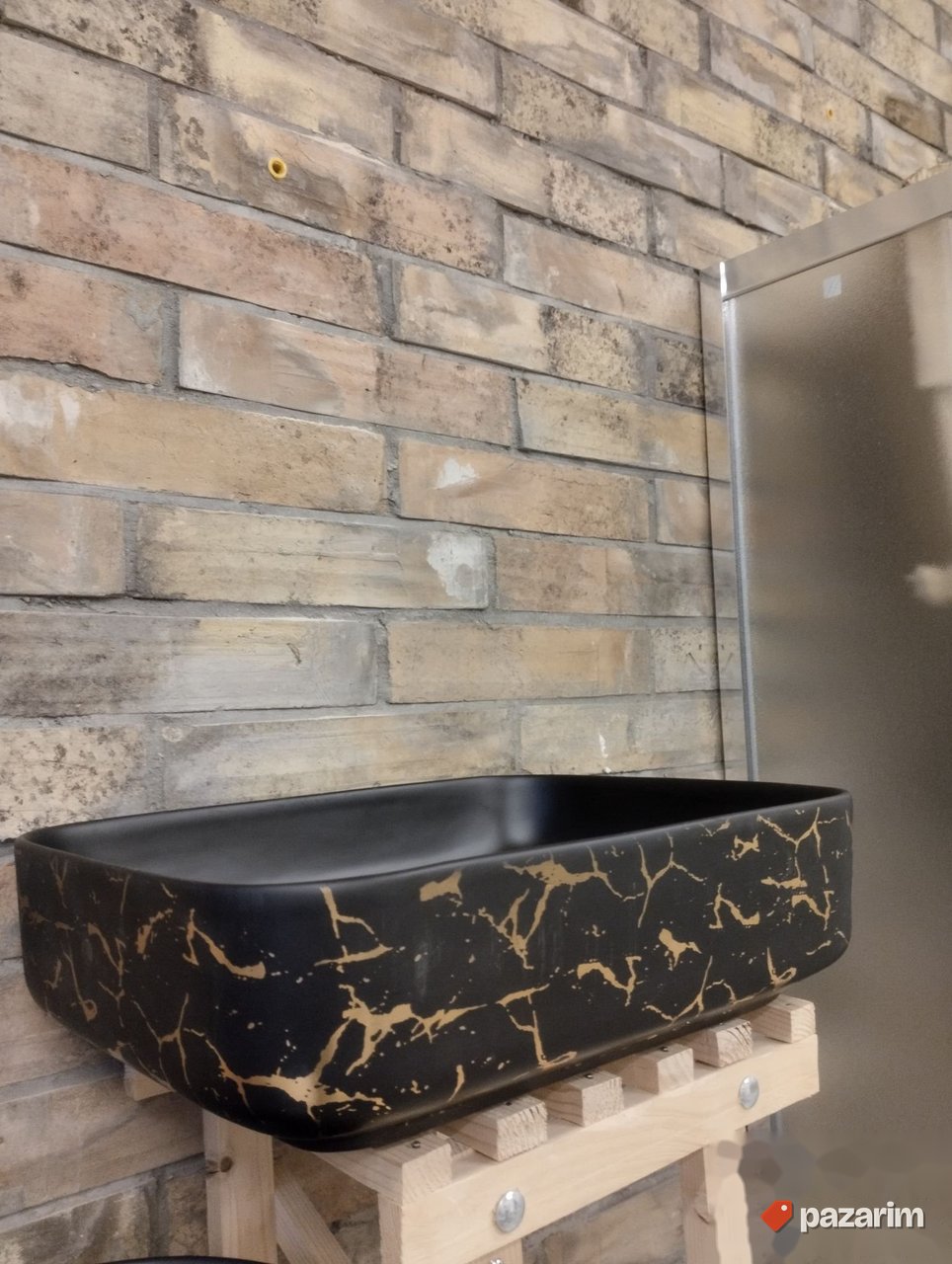 Lavabo nadgradni 51x39 crno- zlatno 2