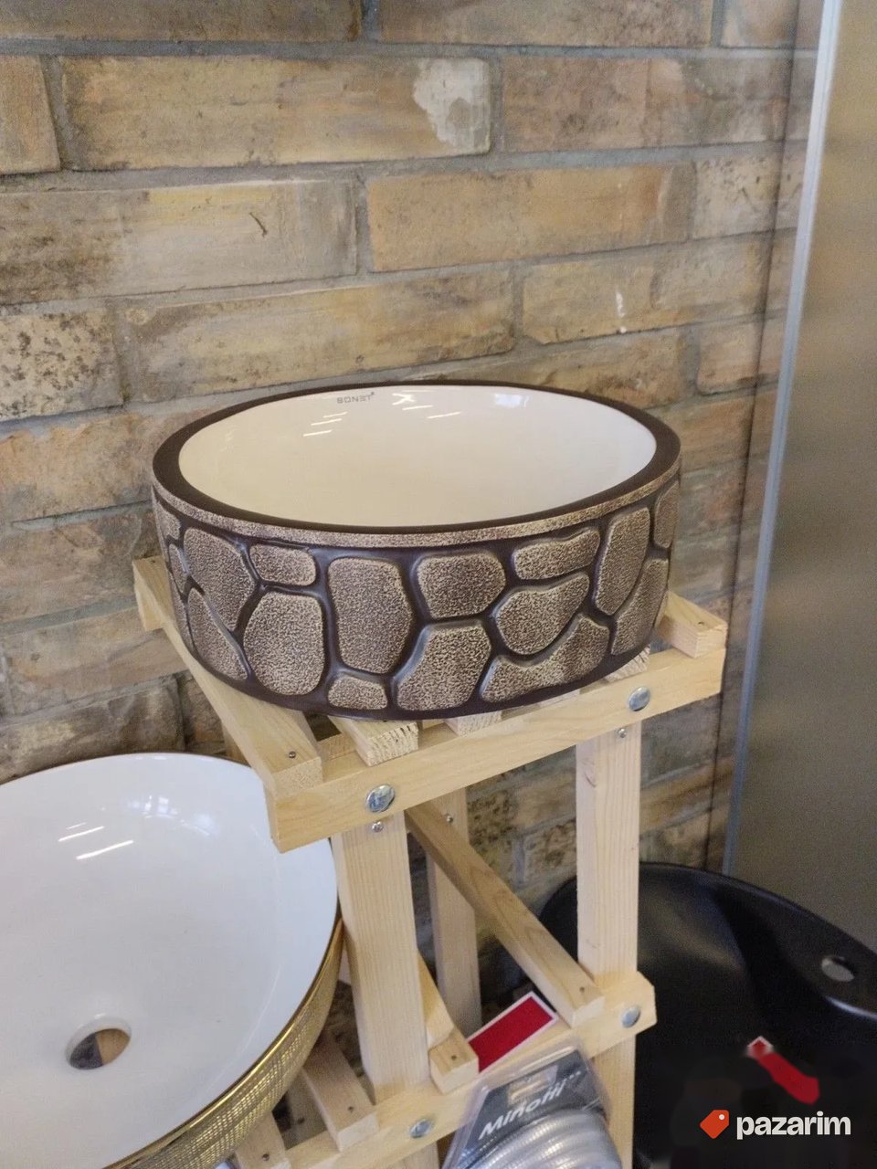 Laavao nadgradni 40cm kamen 1