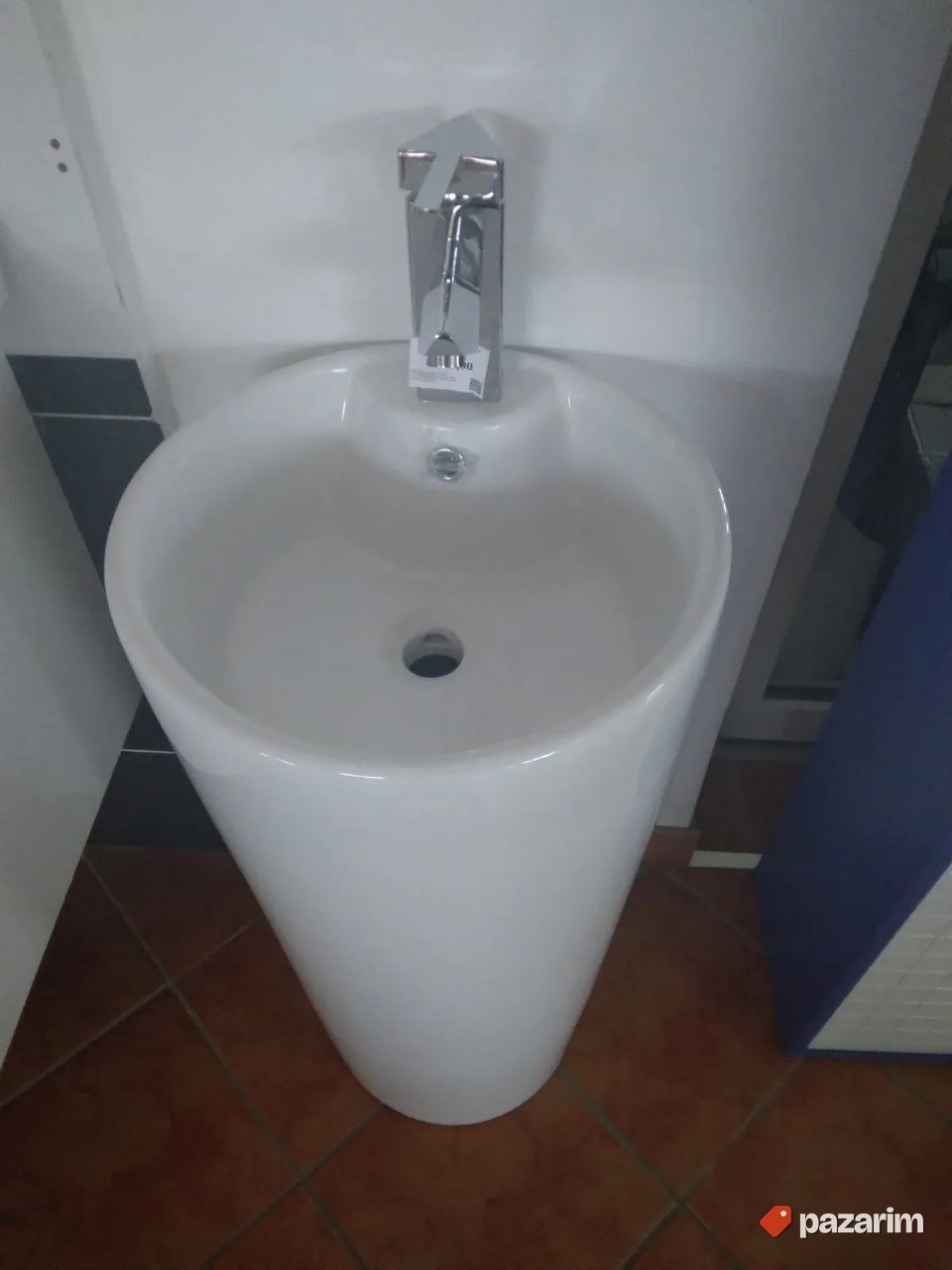 Lavabo stojeci 46cm