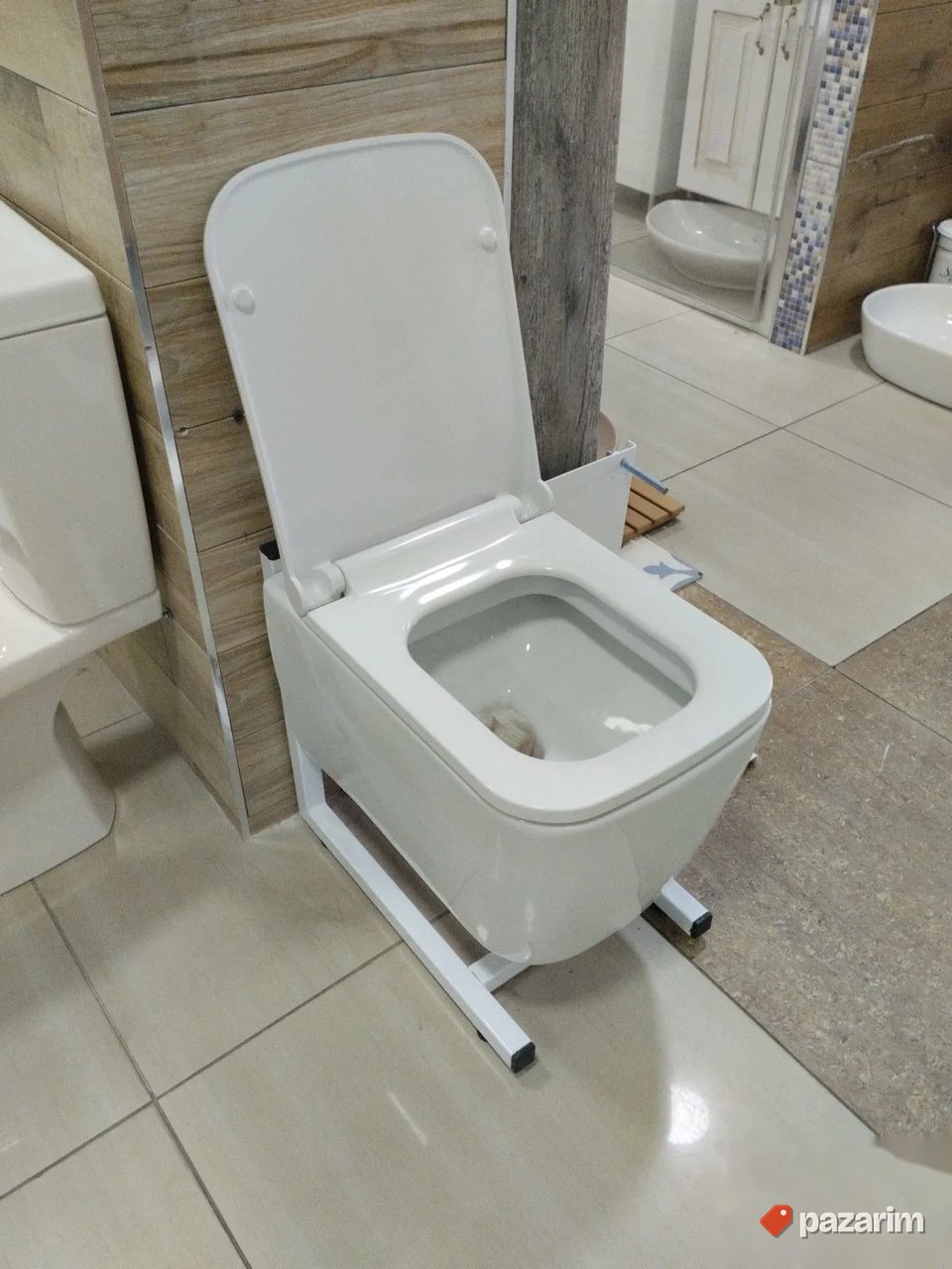 Wc solja konzolna sa soft close daskom quadro 2