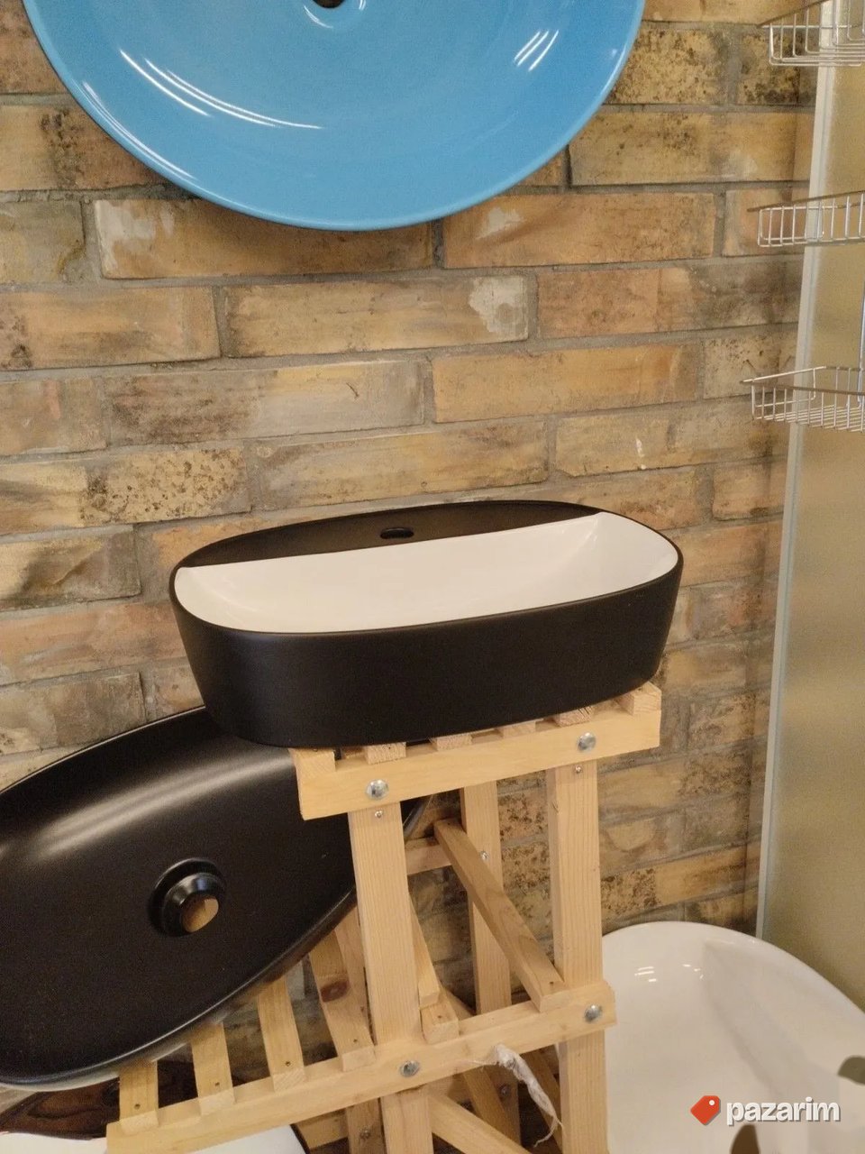 Lavabo nadgradni crmo-beli 50x38 2