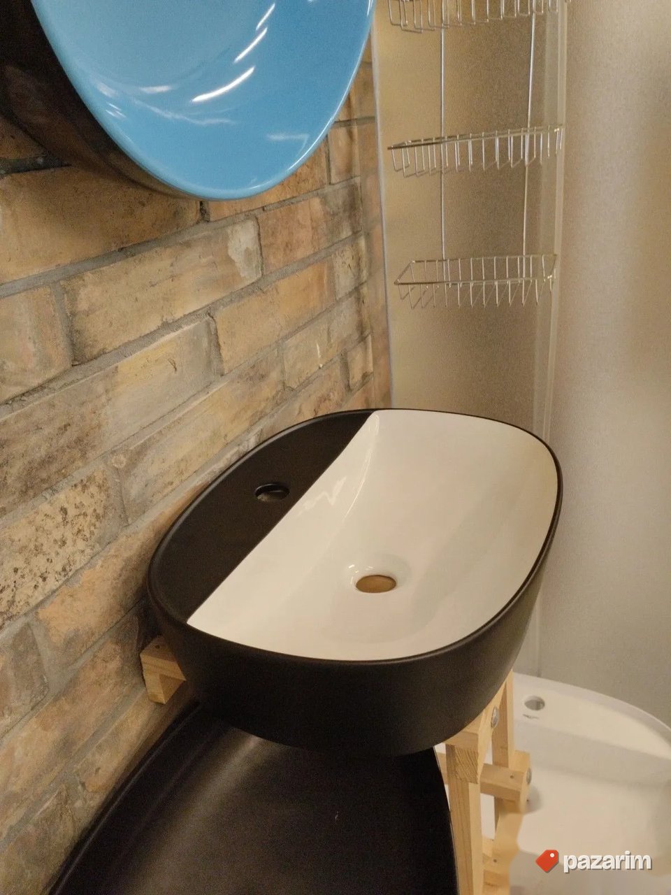 Lavabo nadgradni crmo-beli 50x38 3
