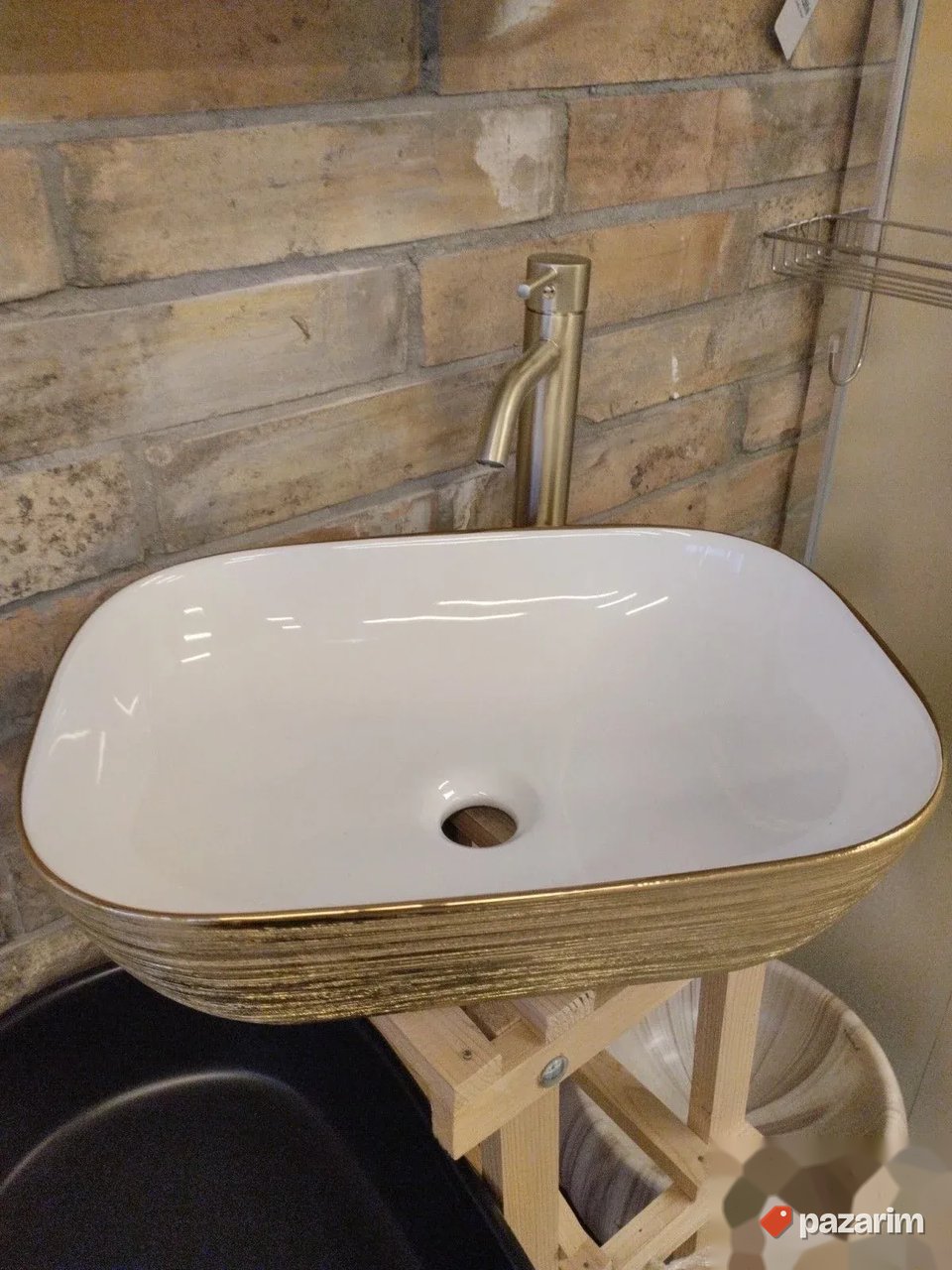 Lavabo nadgradni 46x34 2