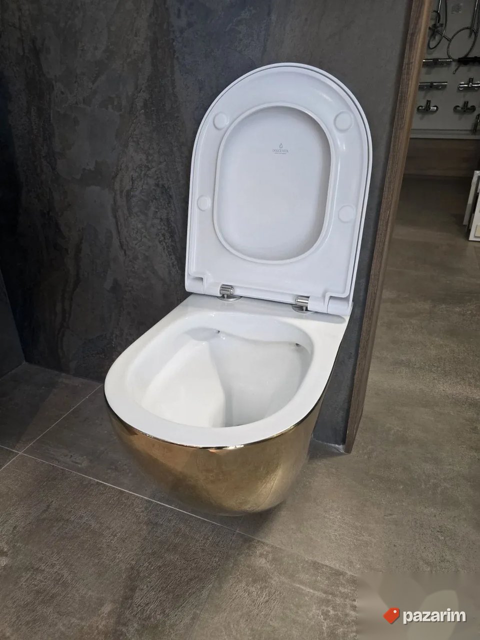 Wc solja konzolna sa soft close daskom Zlatna bela 2