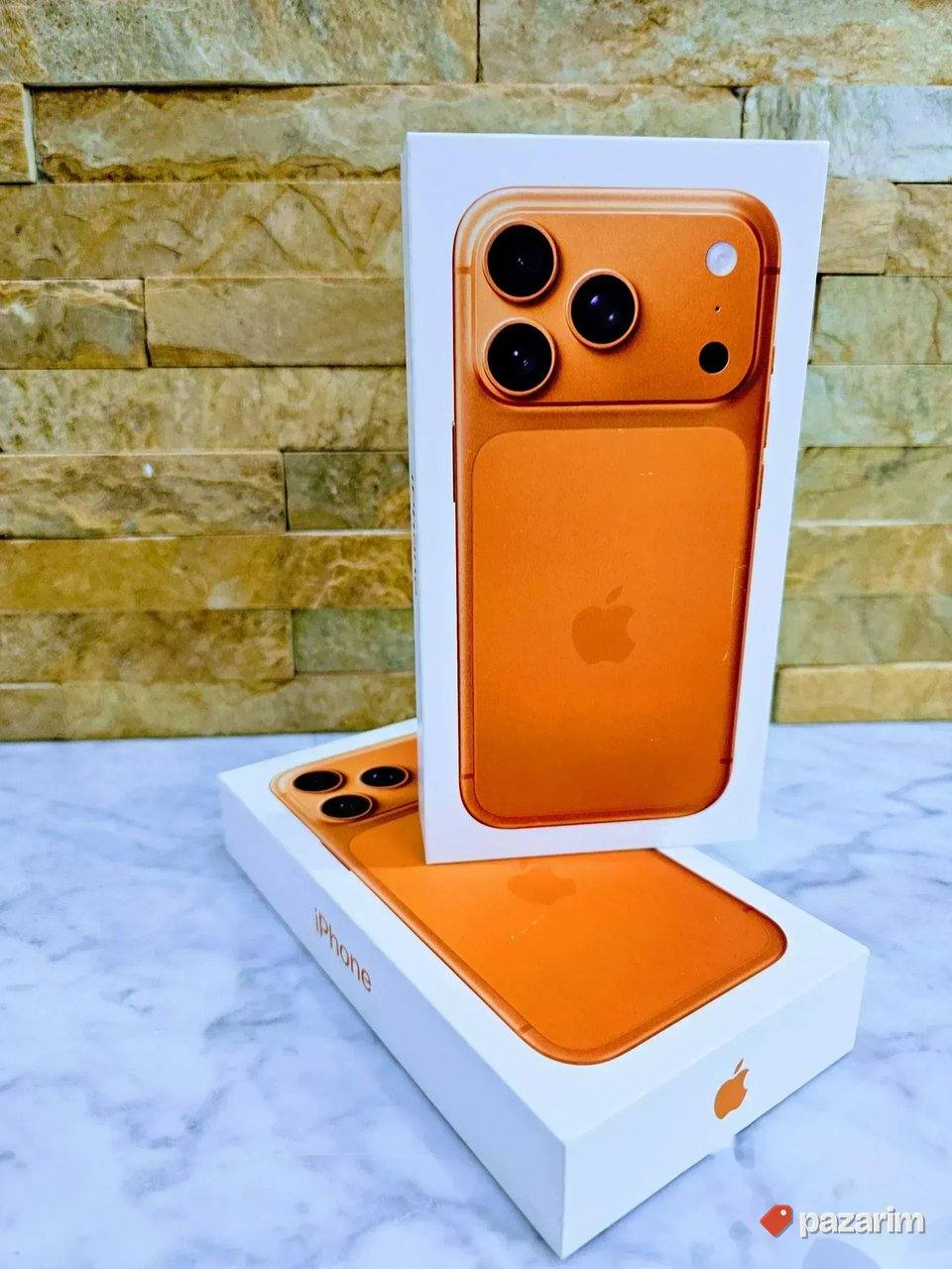 Apple iPhone -17 PRO -256GB - Orange + NOVO + Poklon ! 1