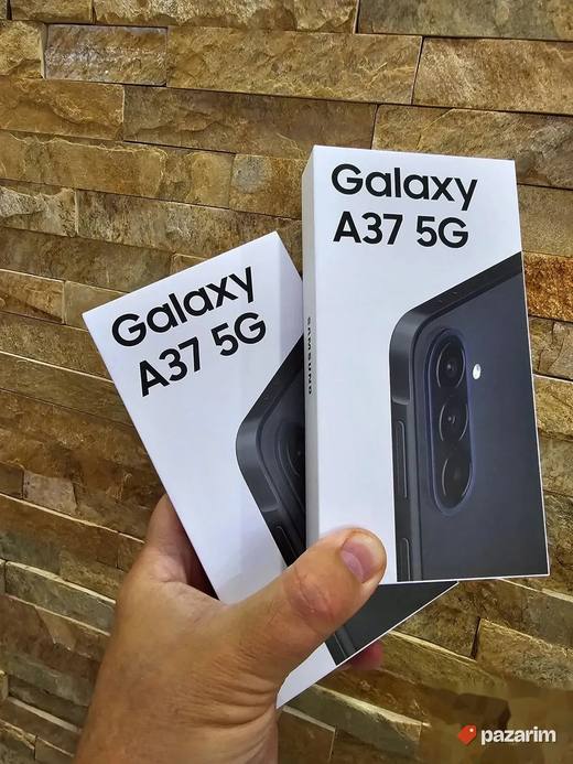 Samsung Galaxy-A37-5G-8GB/256GB-(2026)-Black- Novo + POKLON!