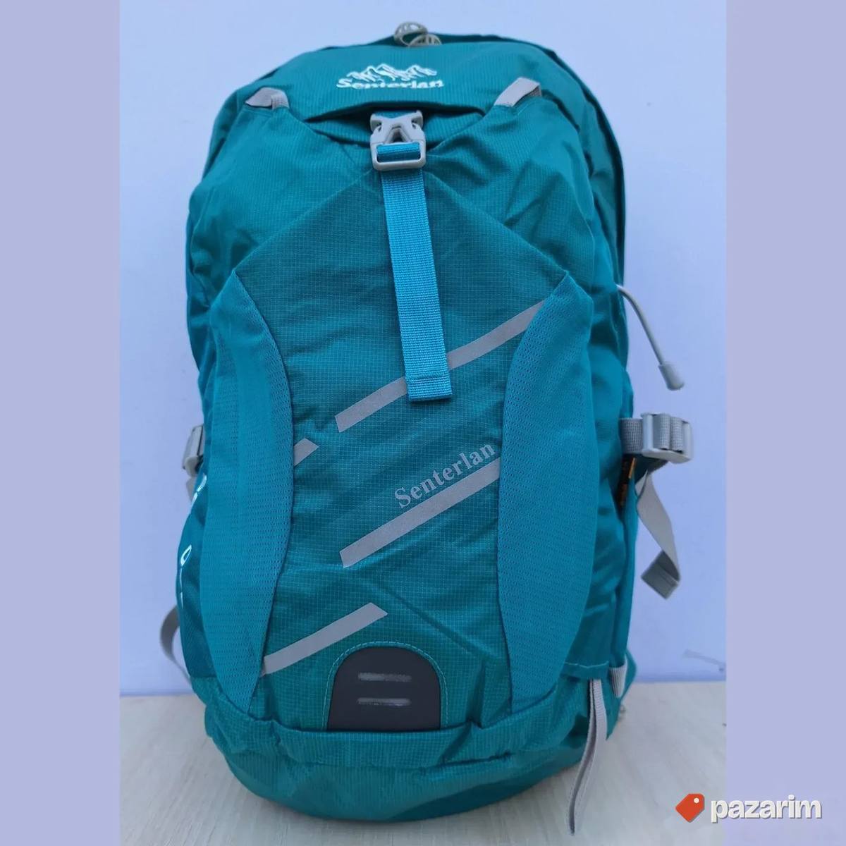 Ranac za planinarenje tirkiz 35L kod 8205 1