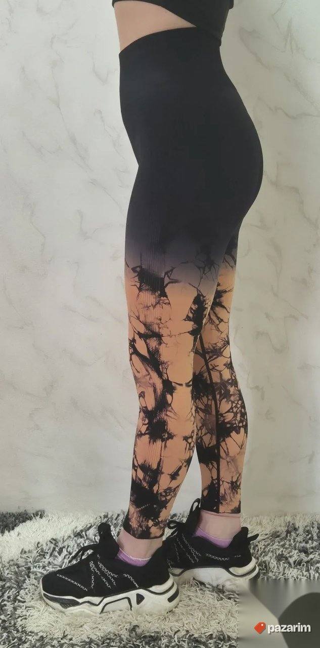Zenske helanke push up mod.9072 crno-kajsija 5