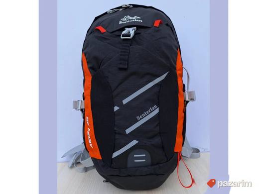 Ranac za planinarenje crni 35L kod 8205
