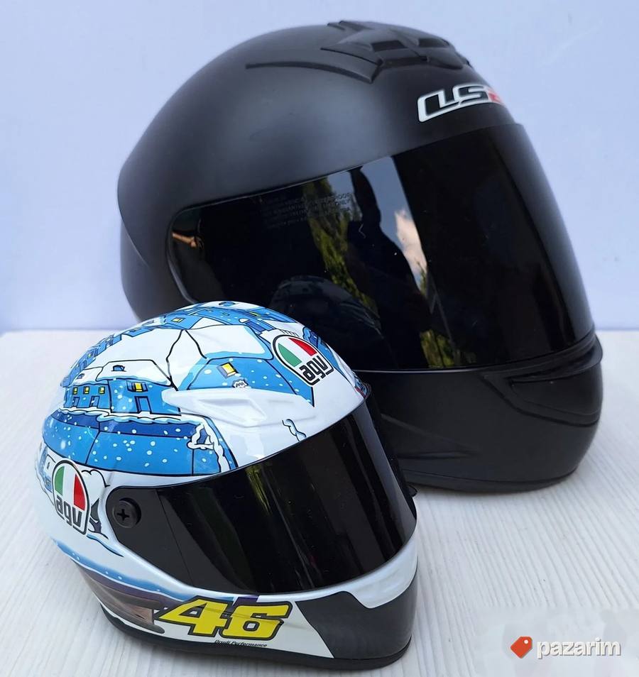 Ukrasne mini makete MOTO GP kacige kod 5 3