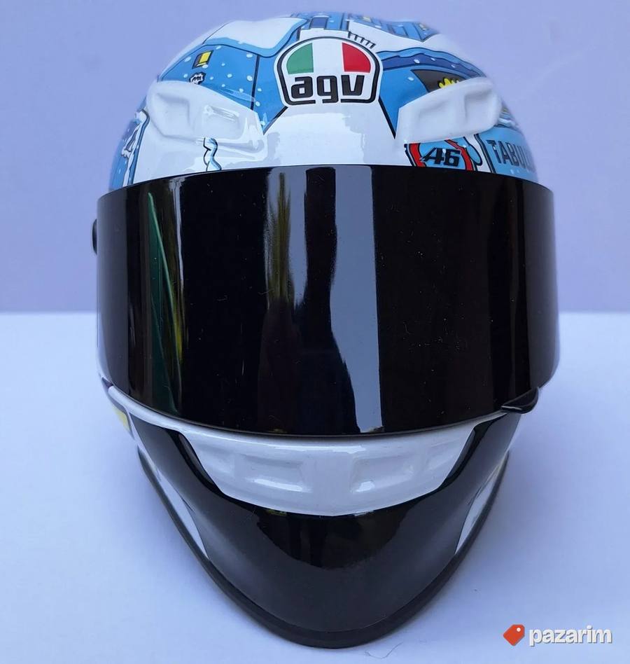 Ukrasne mini makete MOTO GP kacige kod 5 4