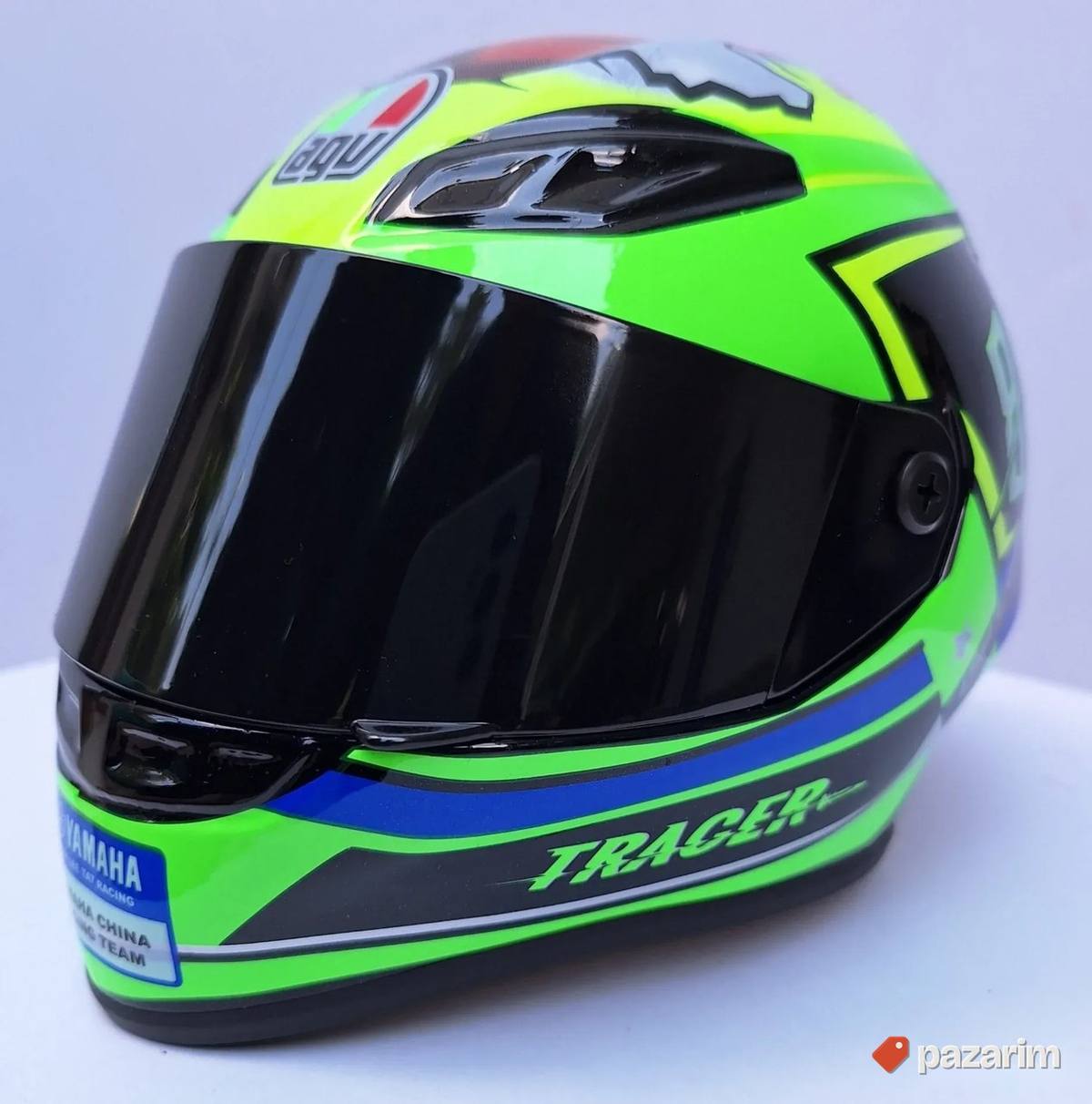 Ukrasne mini makete MOTO GP kacige kod 16 1