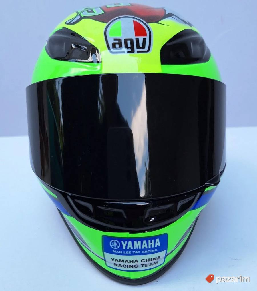 Ukrasne mini makete MOTO GP kacige kod 16 4