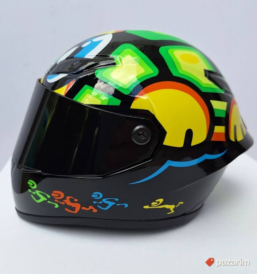 Ukrasne mini makete MOTO GP kacige kod 2 5