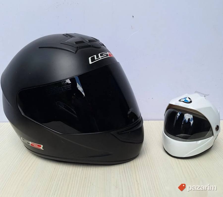 Ukrasne mini makete MOTO GP kacige kod 3 2