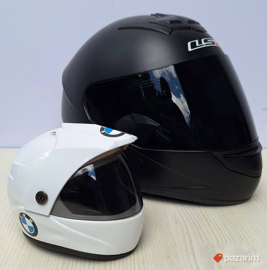 Ukrasne mini makete MOTO GP kacige kod 3 3