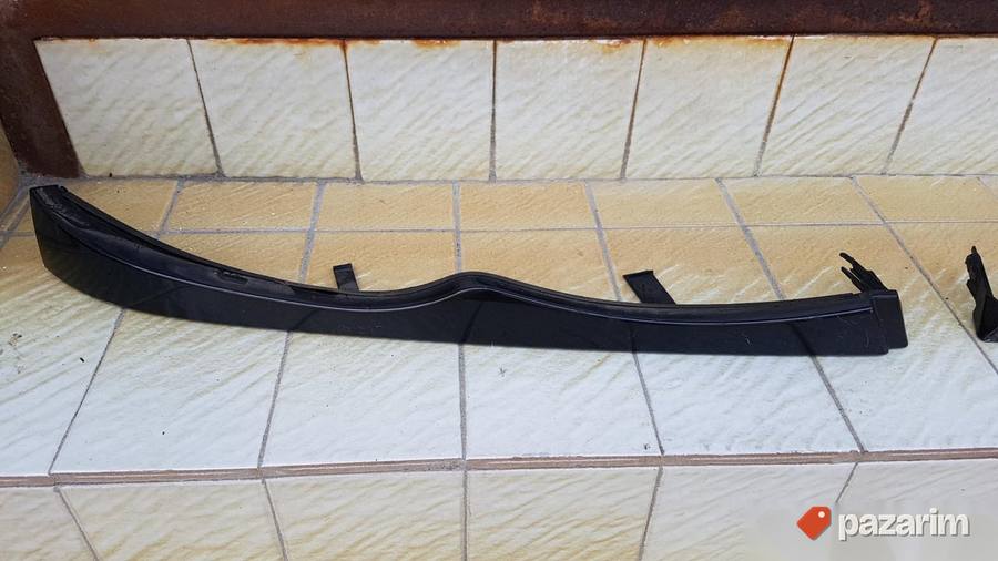 Trepavice farova BMW E46 Restyling 2