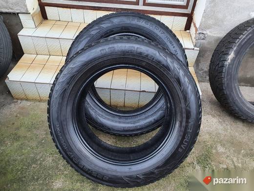 Dve odlicne M+S NOKIAN gume 17 ke 225-65/17 Dot 4514 sa 6,5
