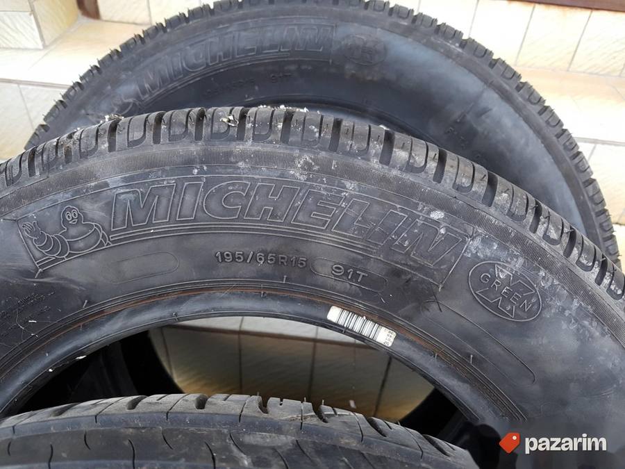 Cetiri odlicne letnje gume 15 MICHELIN Energy saver 195-65/1 3