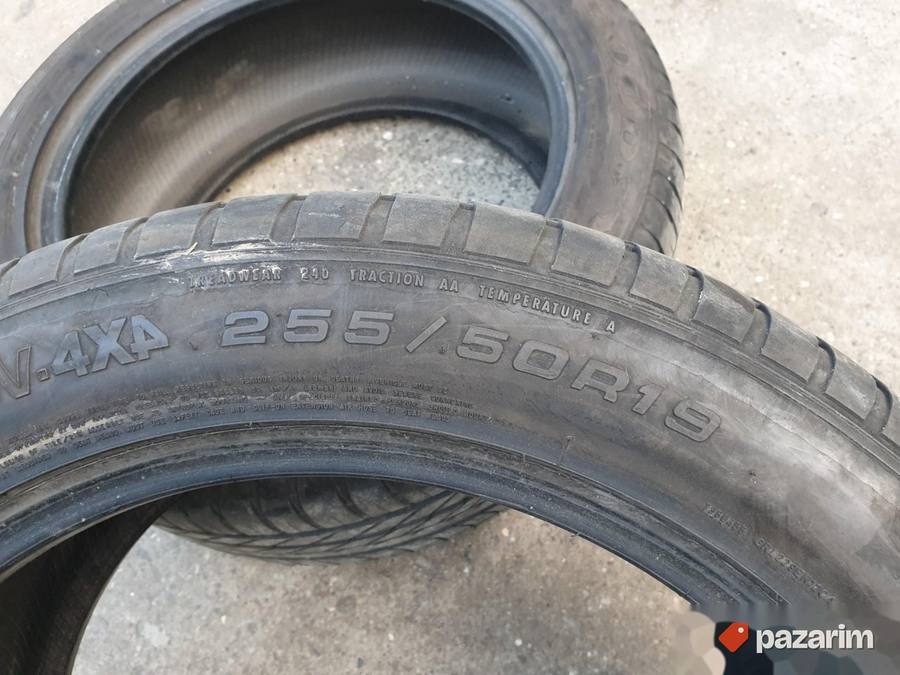 Dve odlicne letnje gume 19 ke GOOD YEAR 255-50/19 DOT 3215 4
