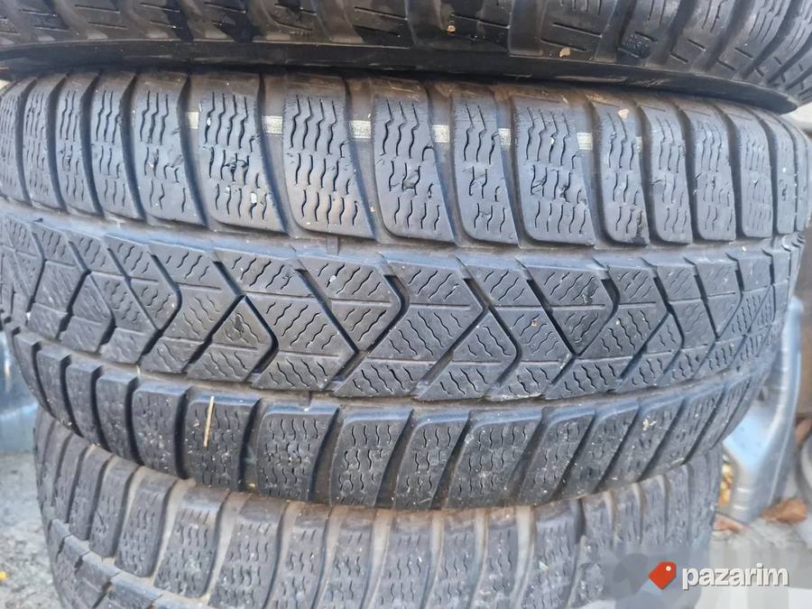 Cetiri odlicne zimske gume 16 ke PIRELLI 205-55/16 M+S Gume 8