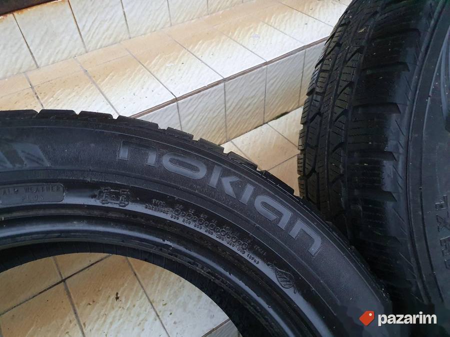 Dve dobre M+S NOKIAN gume 18 ke 235-55/18 Dot 3509 sa 6,5 m 2
