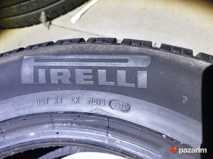 Dve dobre M+S PIRELI gume 17 ke 235-55/17 Dot 3512 sa preko 3