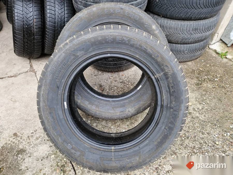 Dve dobre zimske gume 18 ke PETLAS 265-60/18 Dot 4416 sa oko 8