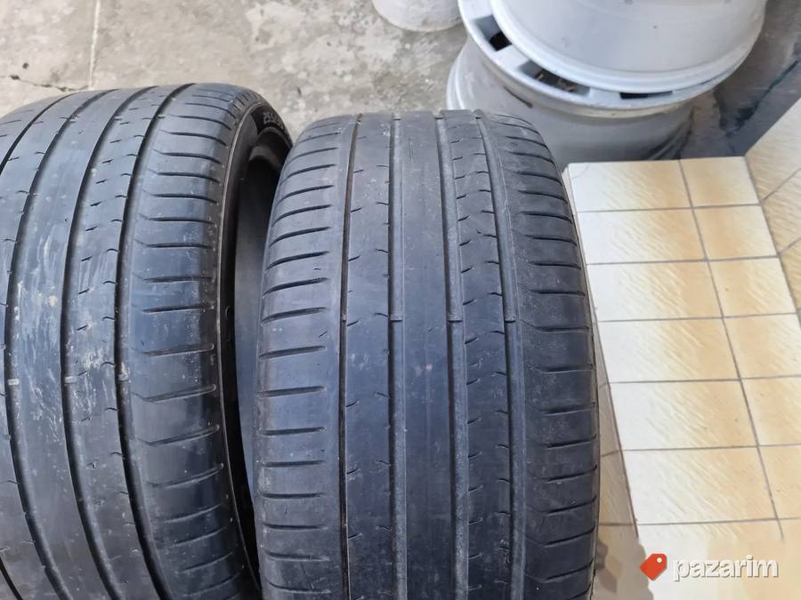 Dve odlicne letnje gume 19 ke PIRELLI 255-35/19 8