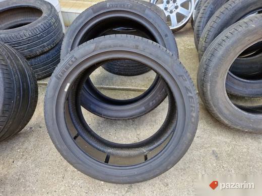 Dve odlicne letnje gume 21 ce 315-35/21 PIRELLI Dot2418 sa
