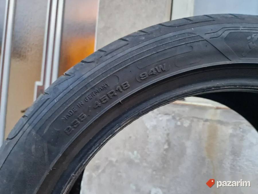 Dve dobre letnje gume 18 ke GOOD YEAR 235-45/18 Gume su 8