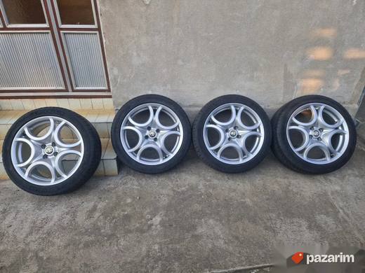 Četiri dobre letnje gume 215 45 17 Michelin