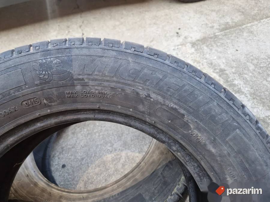 Dve dobre letnje gume 16 C Teretne MICHELIN 225-65/16C Šara 2