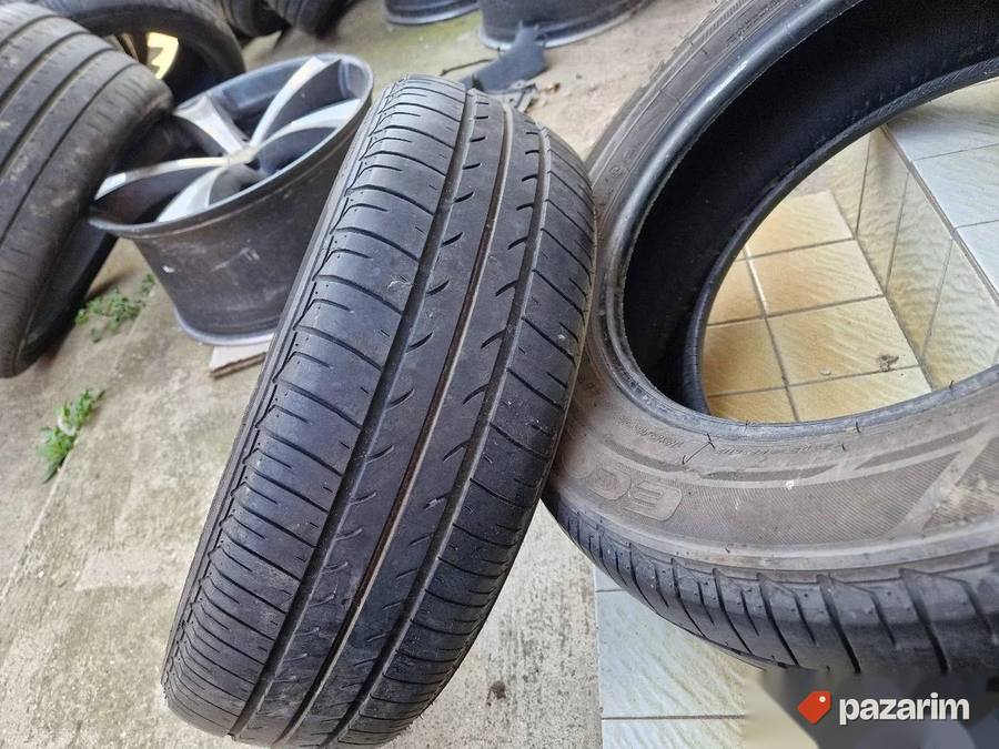 Cetiri dobre letnje gume 15 ke BRIDGESTONE 185-65/15 Dot 411 7