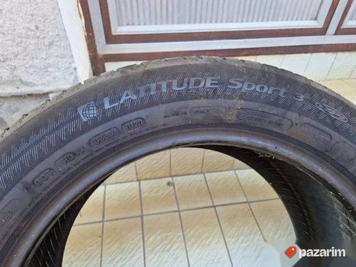 Dve odlicne letnje gume 19 ke MICHELIN 255-50/19