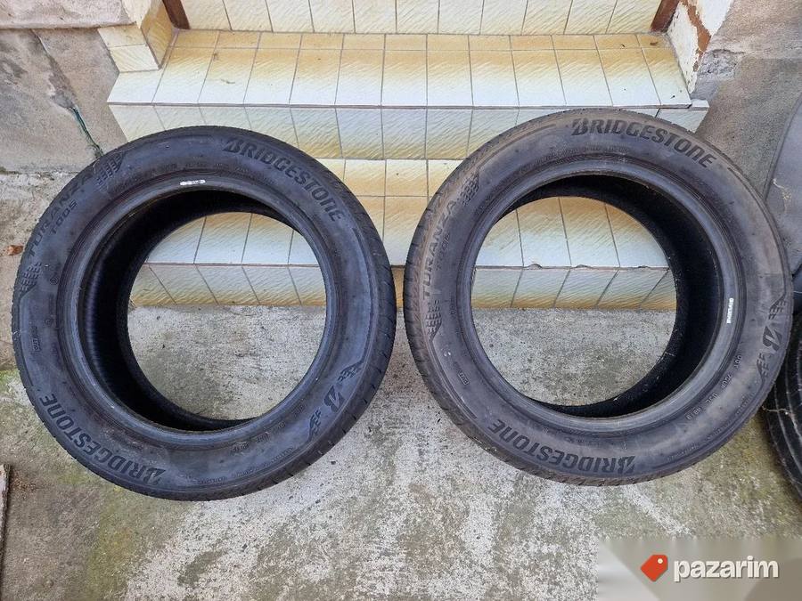 Dve dobre letnje gume 17 ke BRIDGESTONE 225-55/17 sa sarom o 3