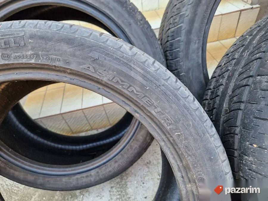 Četiri dobre letnje gume 275 40 20 PIRELLI. Sve 4 gume imaju 4