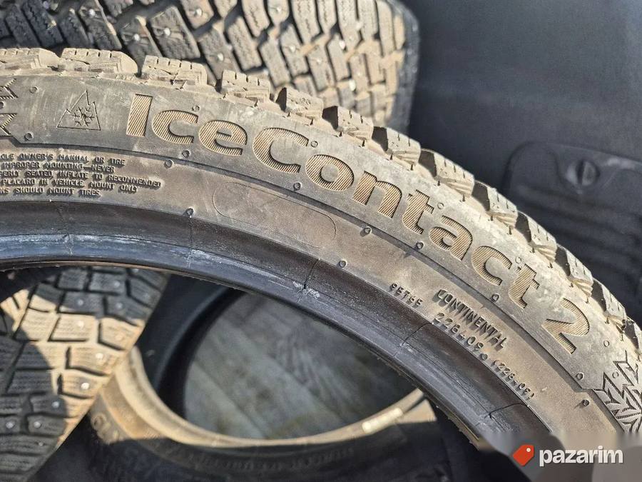 Četiri odlične zimske gume 19 ke CONTINENTAL 225-45/19 sa sa 2