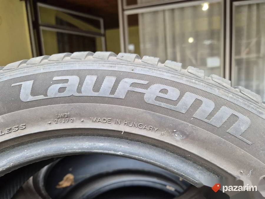 Četiri odlične zimske gume 16 ke LAUFENN 205 55 16 sa sarom 2