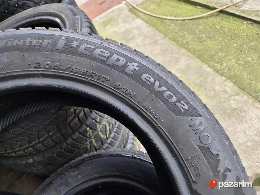 Četiri odlične zimske gume 17 ke HANKOOK 205 55 17 sa sarom 3
