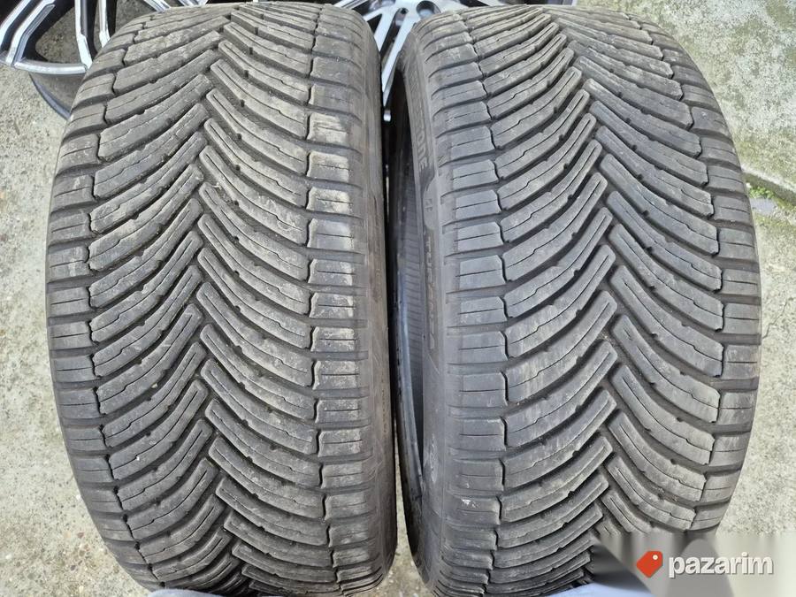 Dve odlične zimske gume 19 ke BRIDGESTONE 225 40 19 sa sarom 2