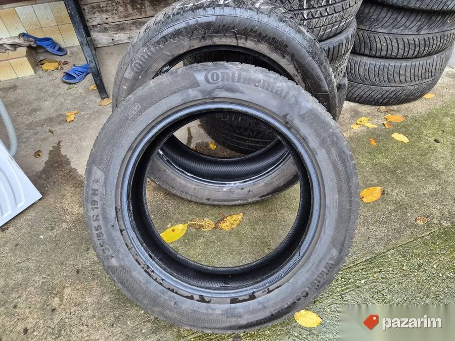 Dve ok zimske gume 19 ke CONTINENTAL 235-55/19 sa sarom 5 8