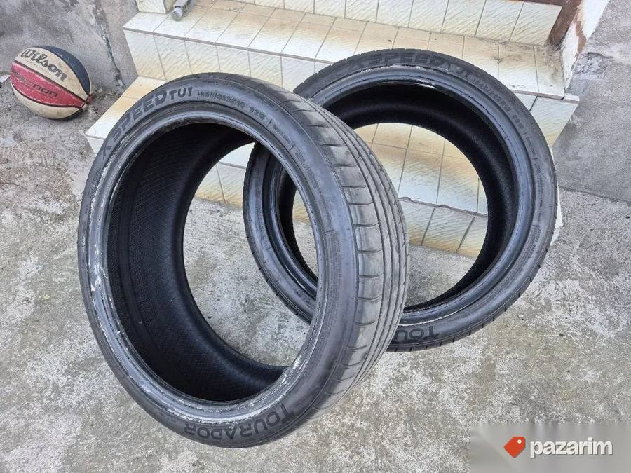 Dve odlicne letnje gume 19 ke TOURADOR 245-35/19 Dot 2124. Š 7
