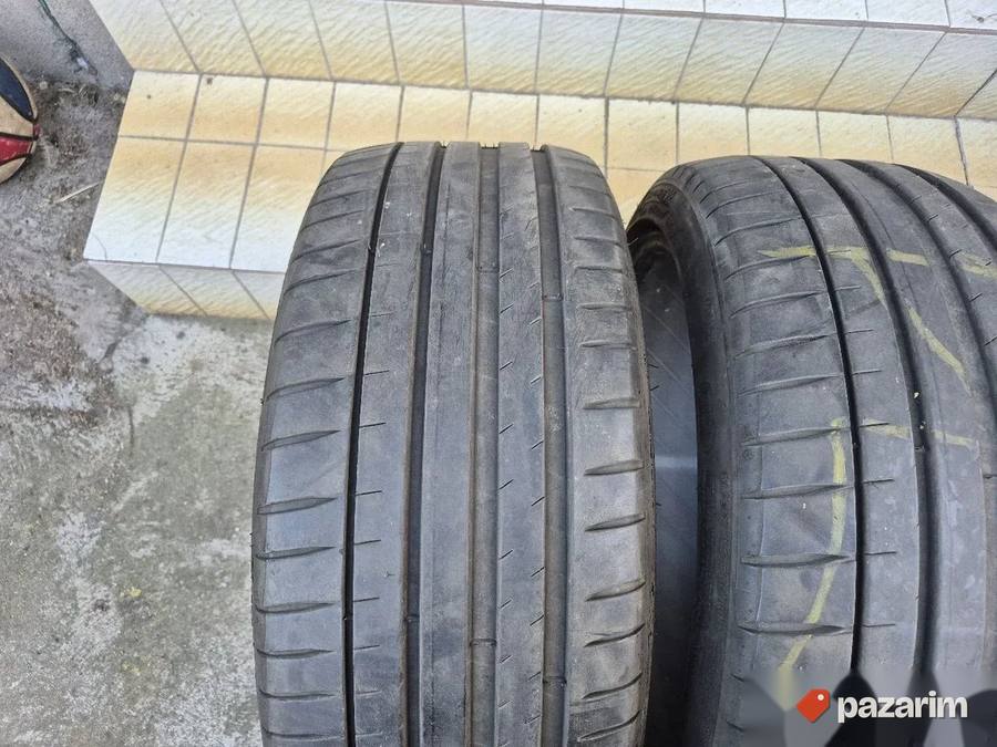 Dve odlicne letnje gume 19 ke MICHELIN 225-40/19 Dot 5022. Š 7