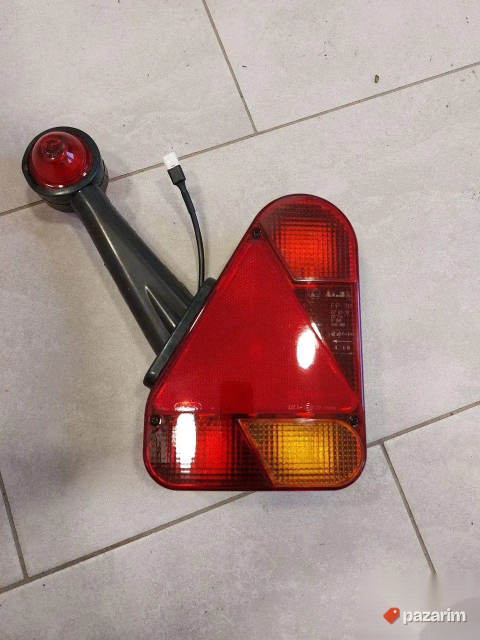 Lampa za prikolica P304 1
