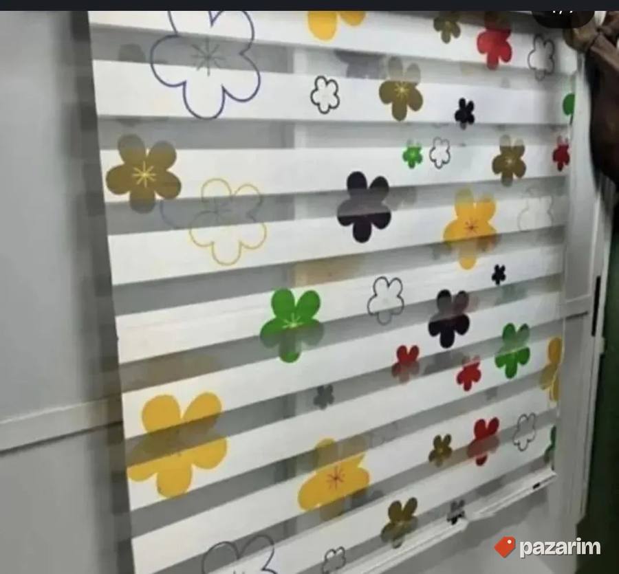 Dekorativna zebra zavesa sa cvetnim motivima 2