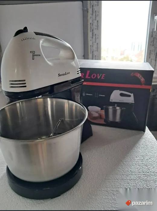 SILVER LOVE Moćan ručni mikser sa posudom