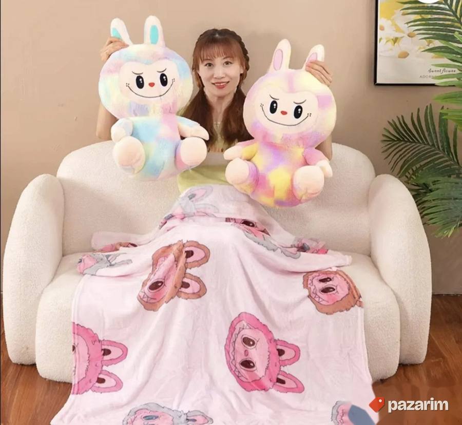 Set cebe i plisana igracka Labubu 3