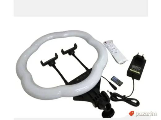 Ring light u obliku cveta