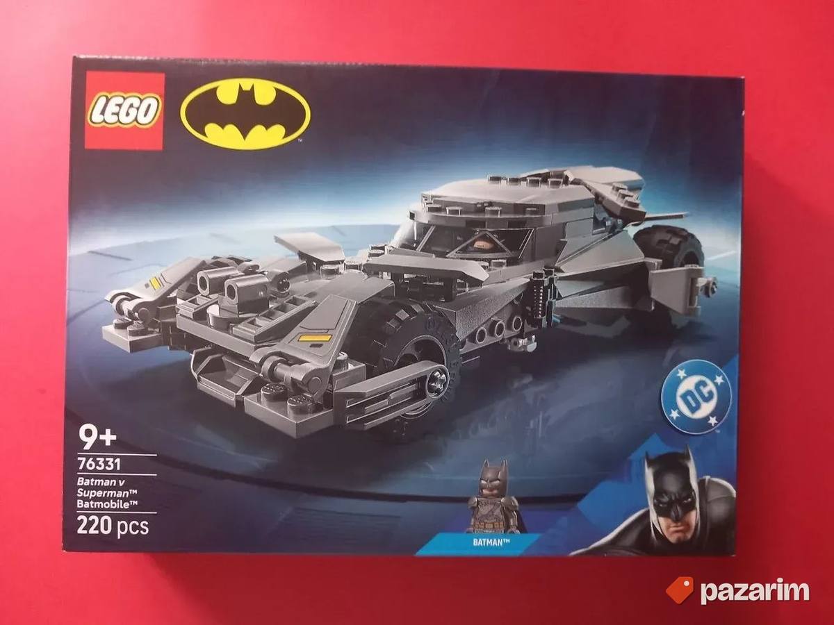 Lego 76331 9+ Batman Superman Batmobile 1
